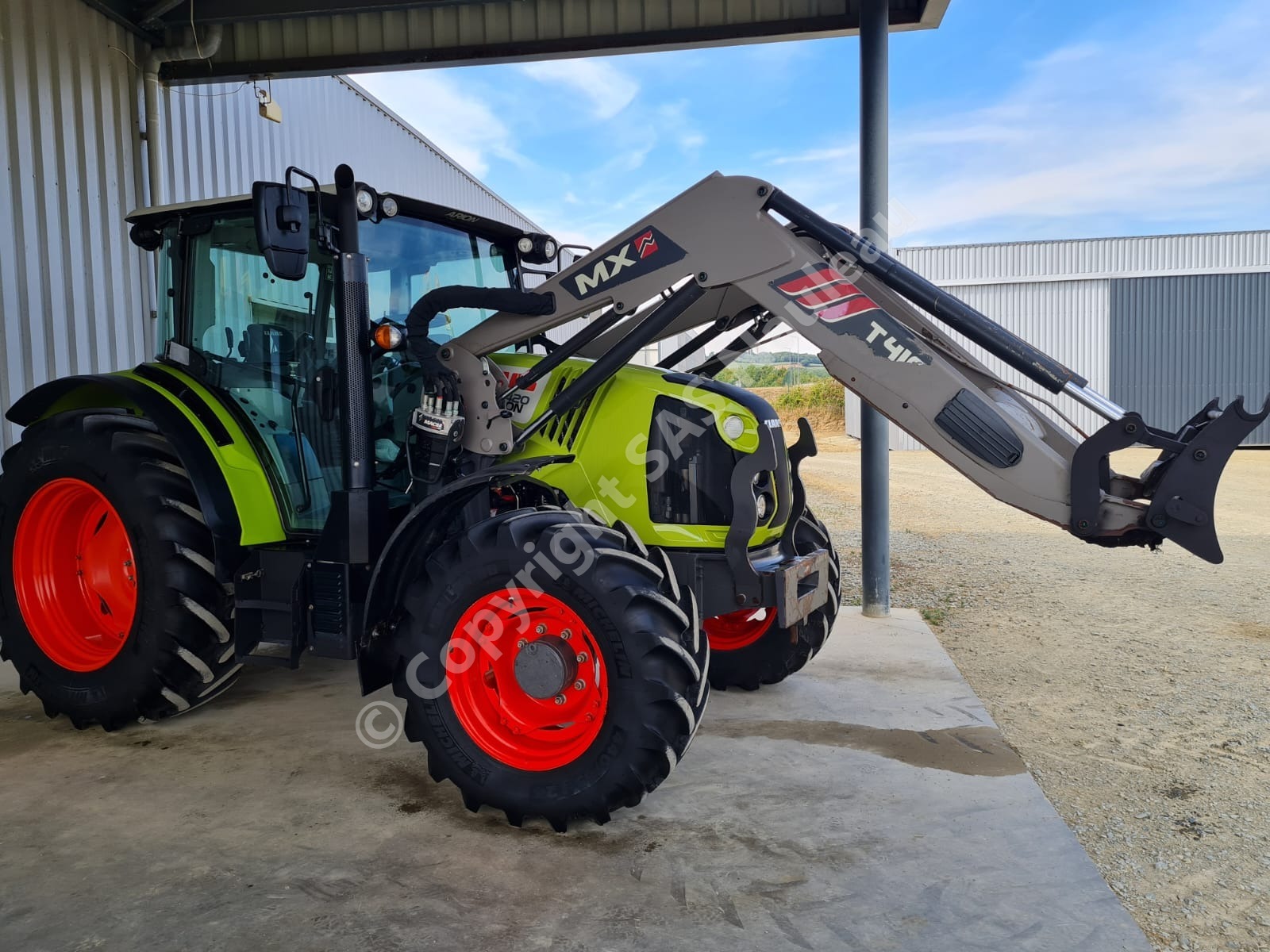 CLAAS ARION 420 CABINE BASSE