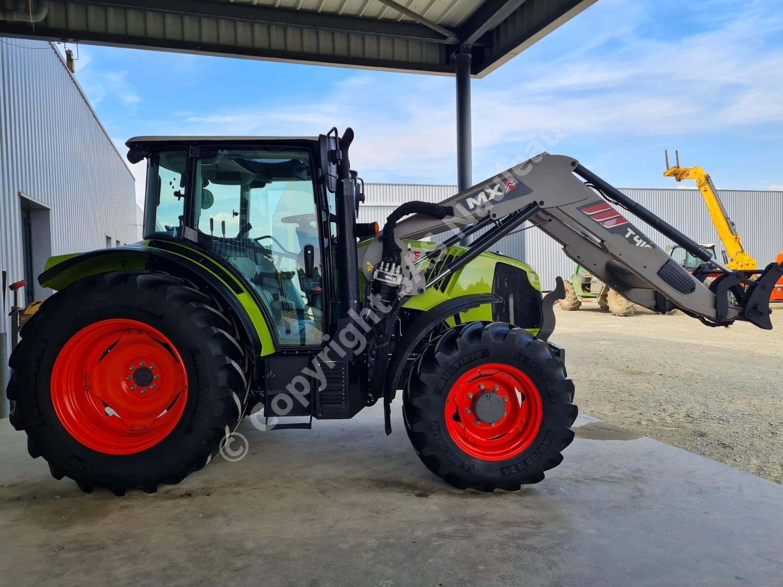 CLAAS ARION 420 CABINE BASSE