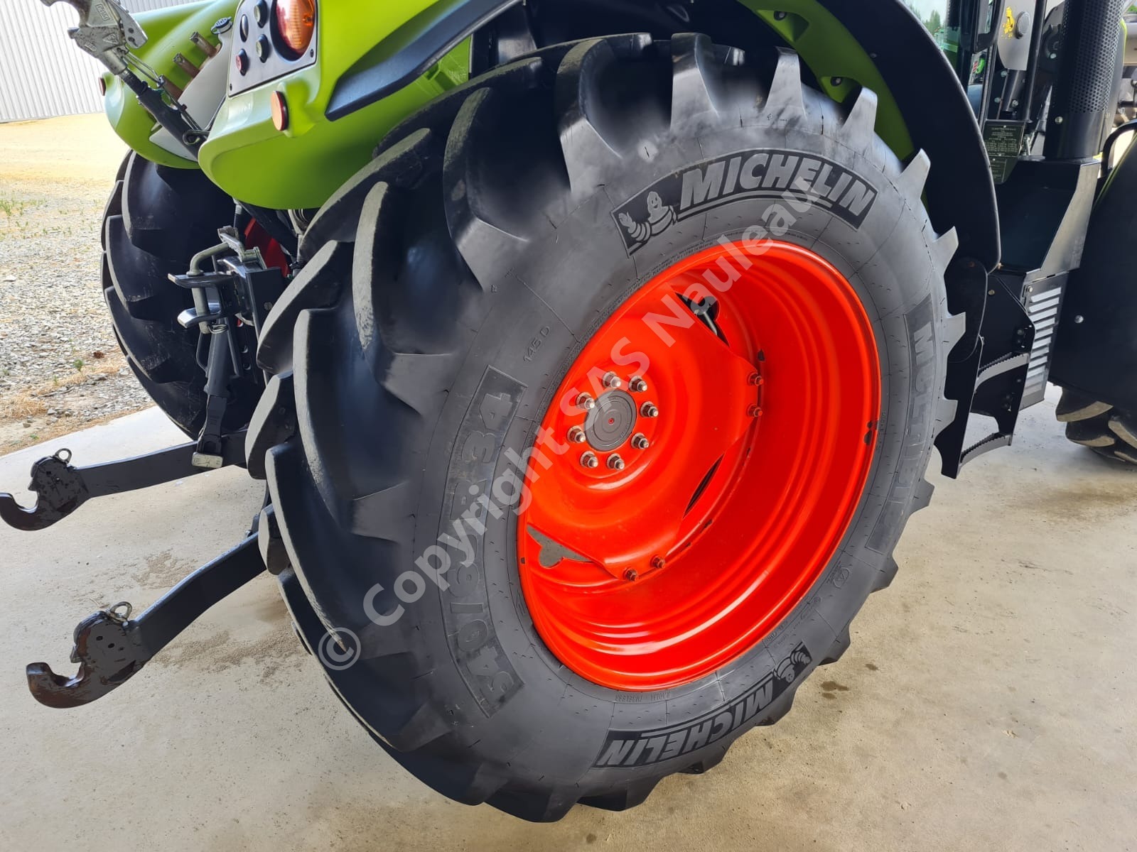 CLAAS ARION 420 CABINE BASSE