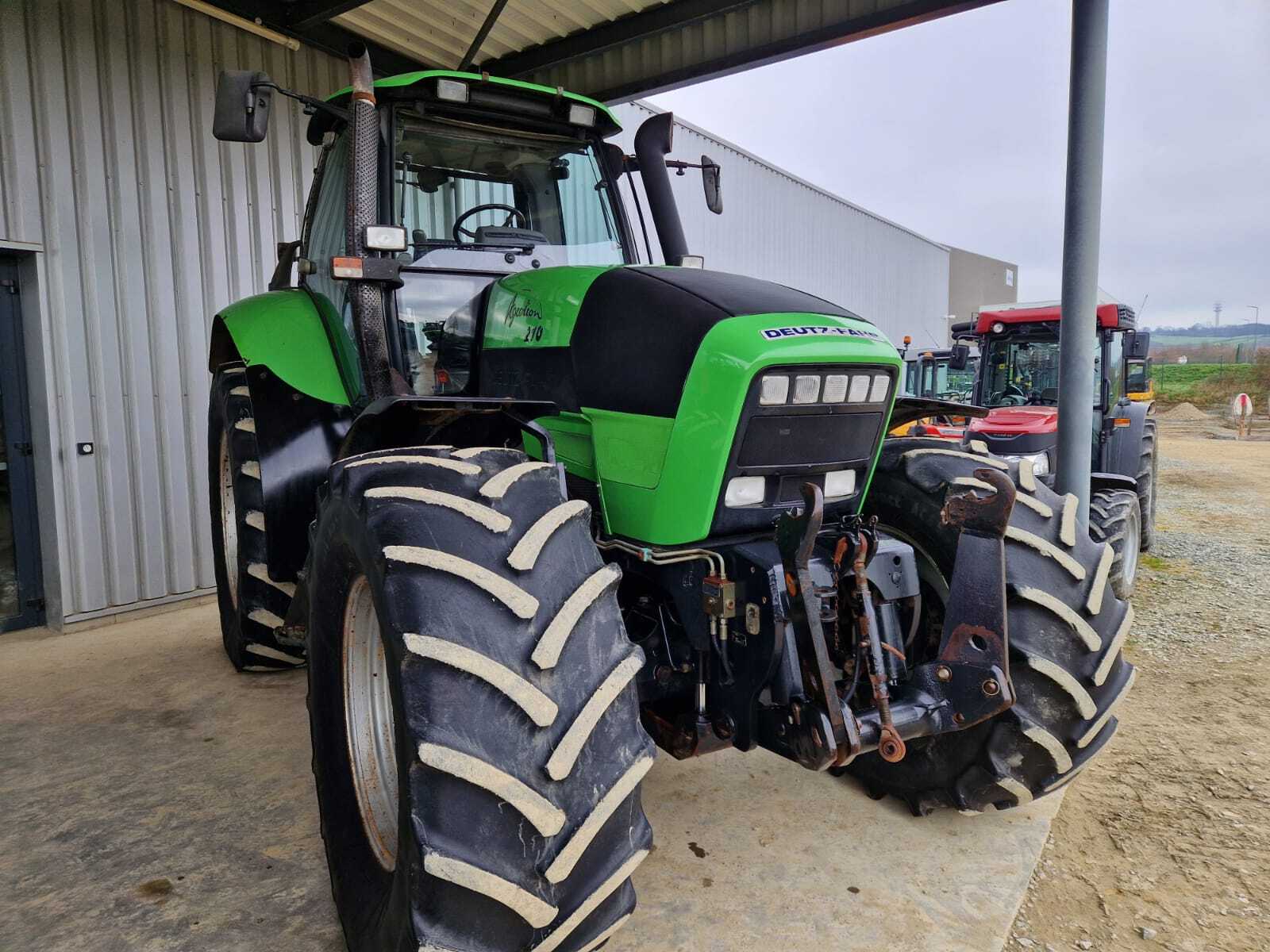 DEUTZ AGROTRON 210
