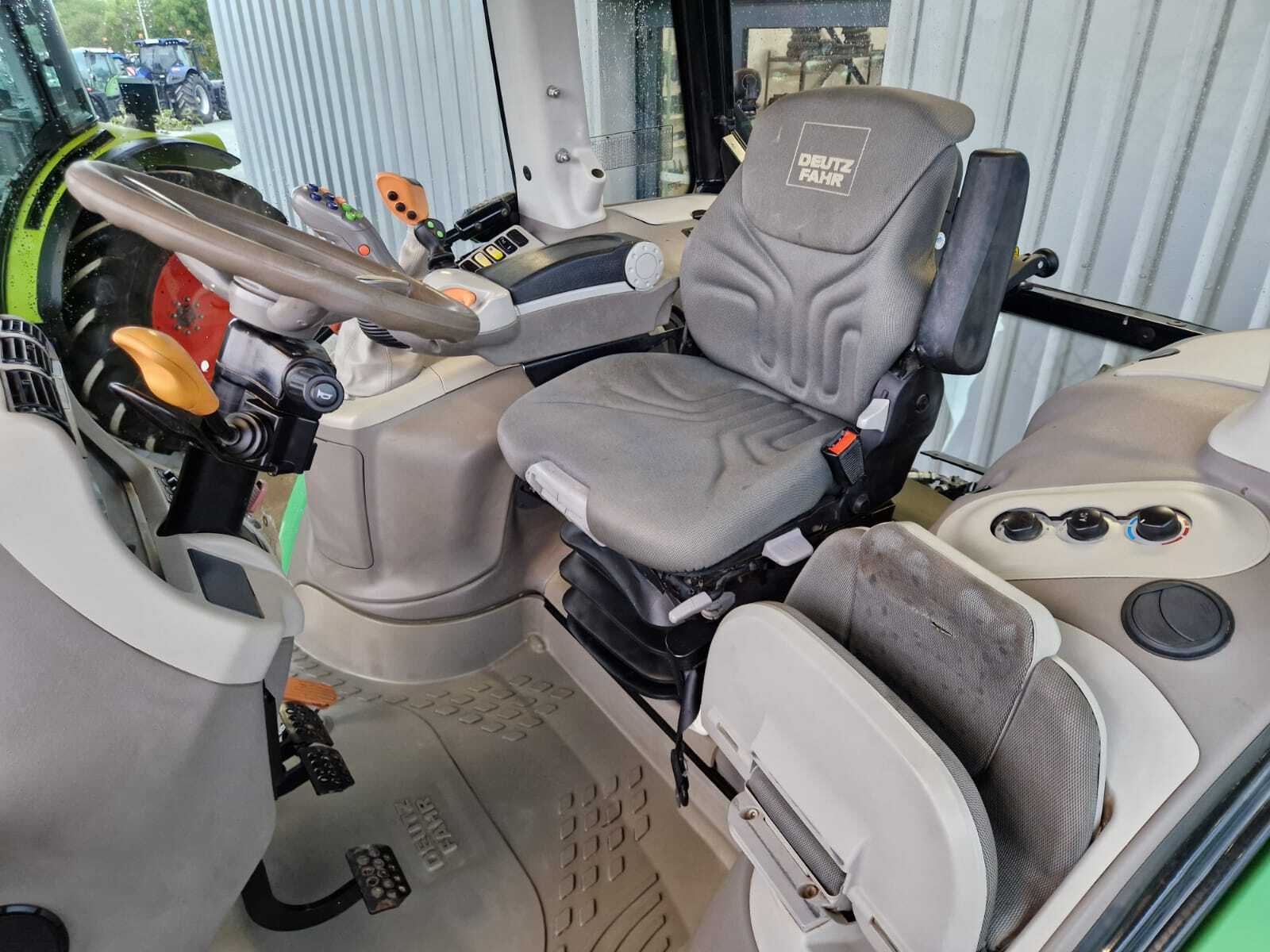 DEUTZ AGROTRON 6130.4