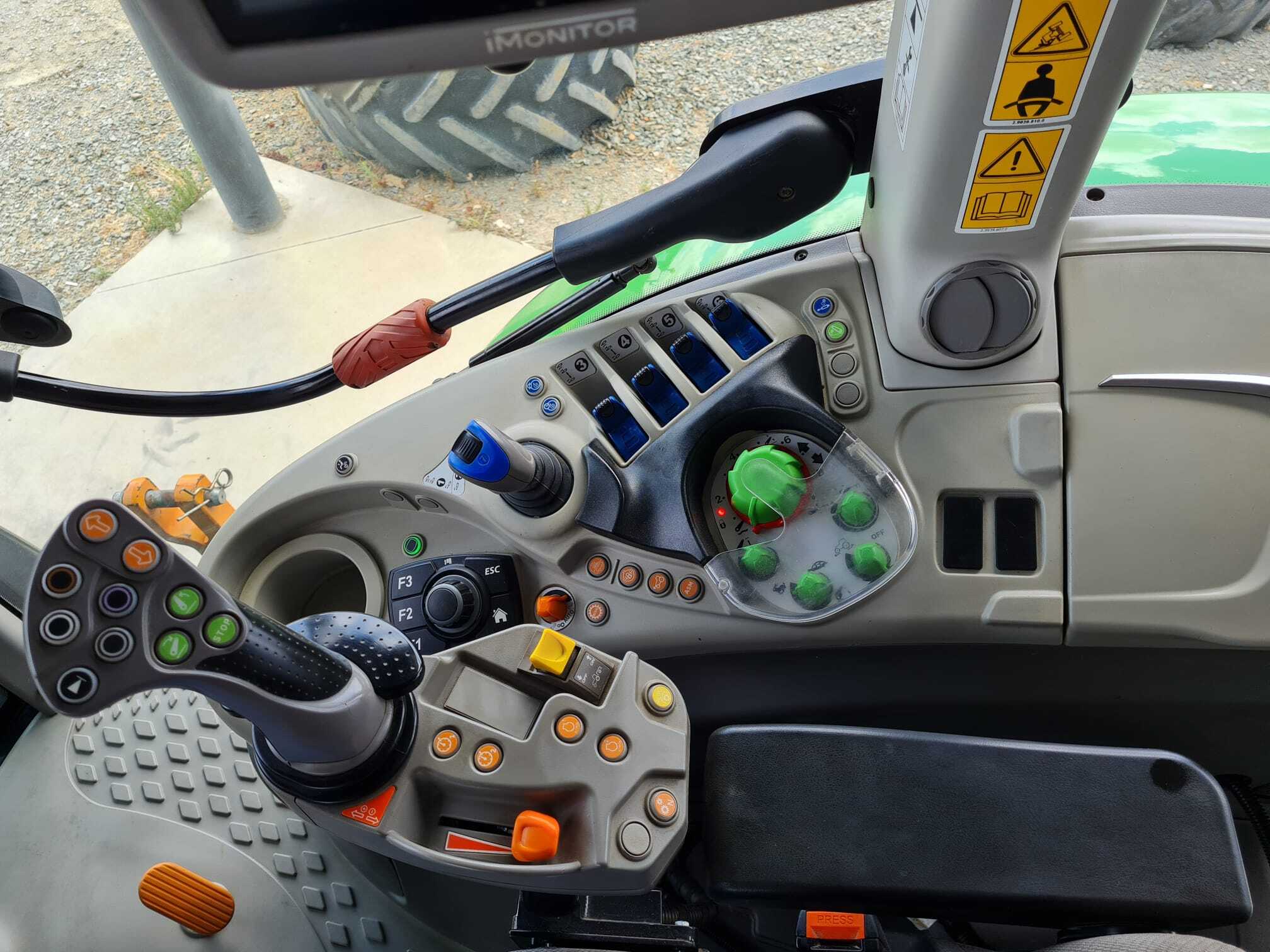 DEUTZ AGROTRON 6140.4 TTV