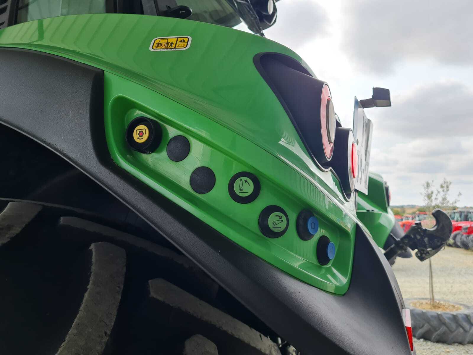 DEUTZ AGROTRON 6150 C-SHIFT