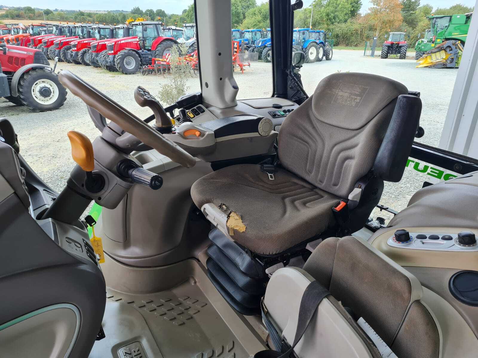 DEUTZ AGROTRON 6150 C-SHIFT