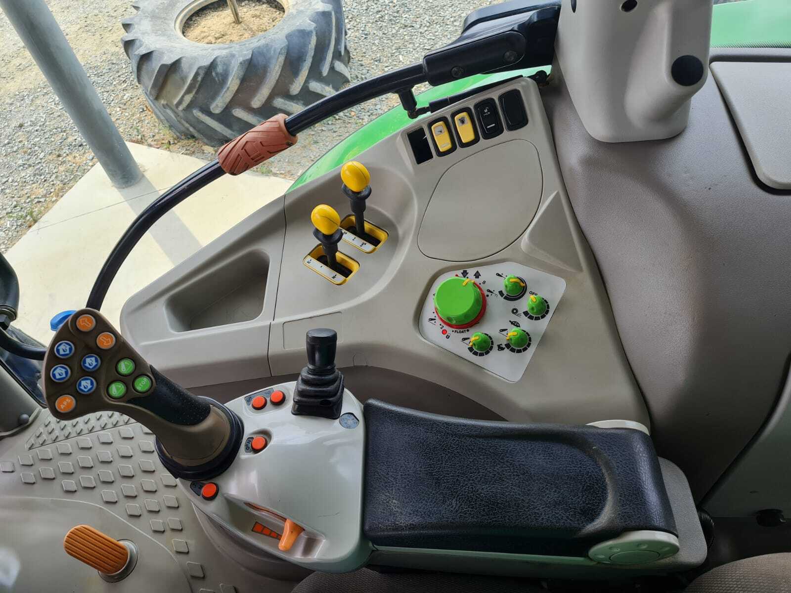DEUTZ AGROTRON 6150 C-SHIFT