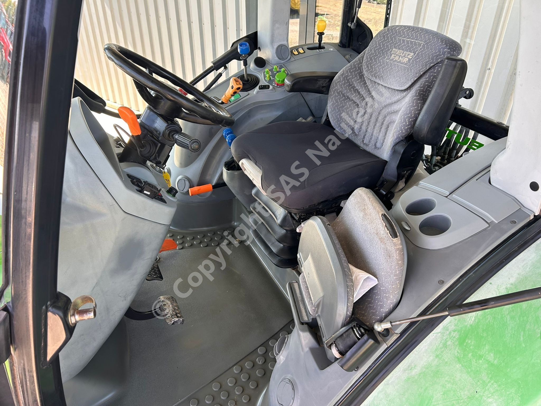 DEUTZ AGROTRON K420