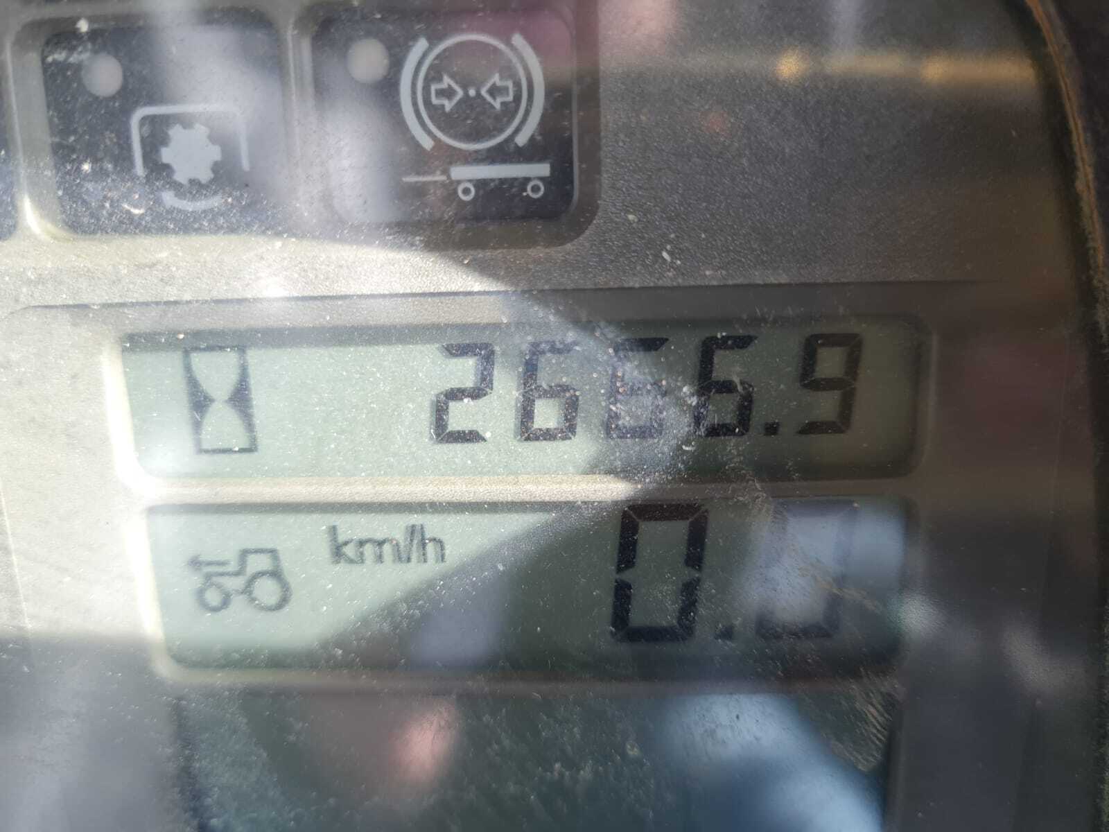 DEUTZ-FARH AGROTRON 120