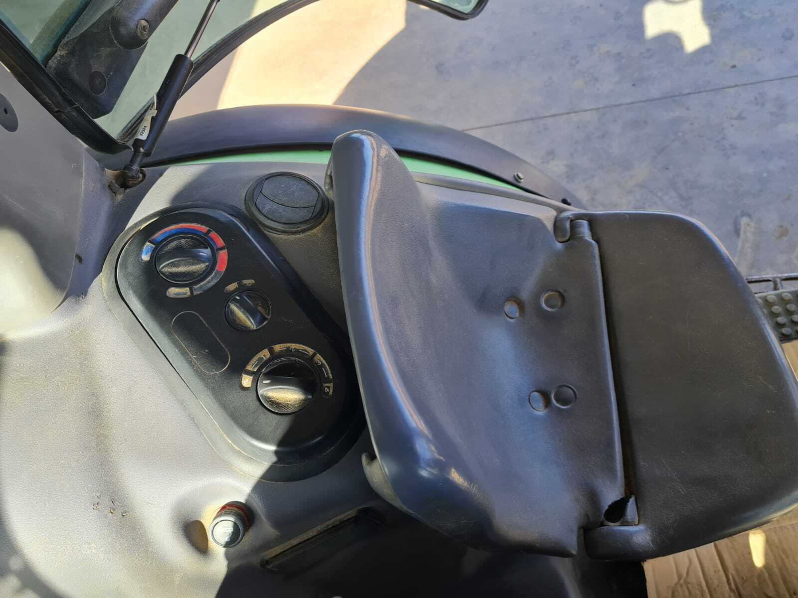 DEUTZ-FARH AGROTRON 120