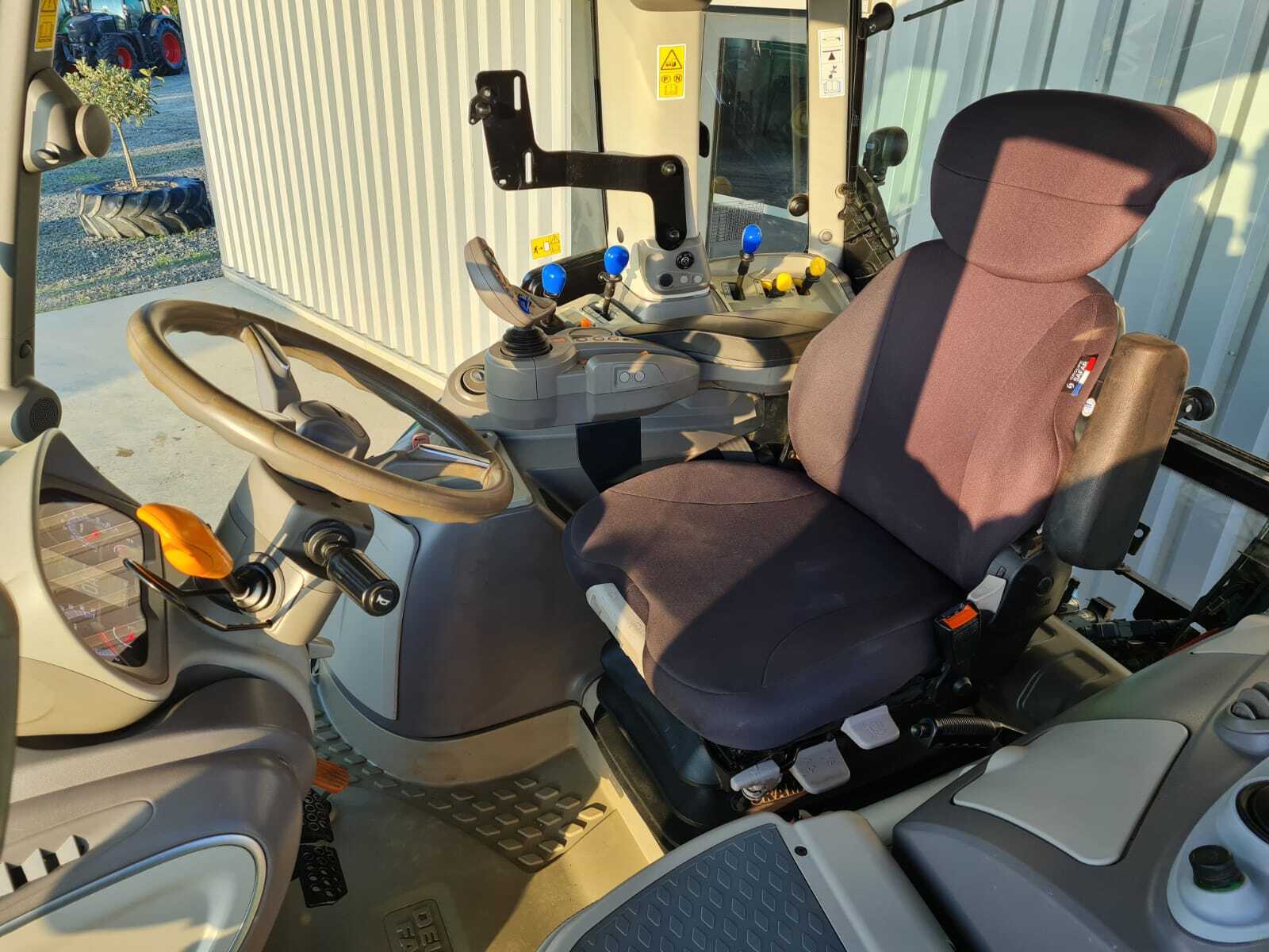 DEUTZ AGROTRON 6165 RC-SHIFT