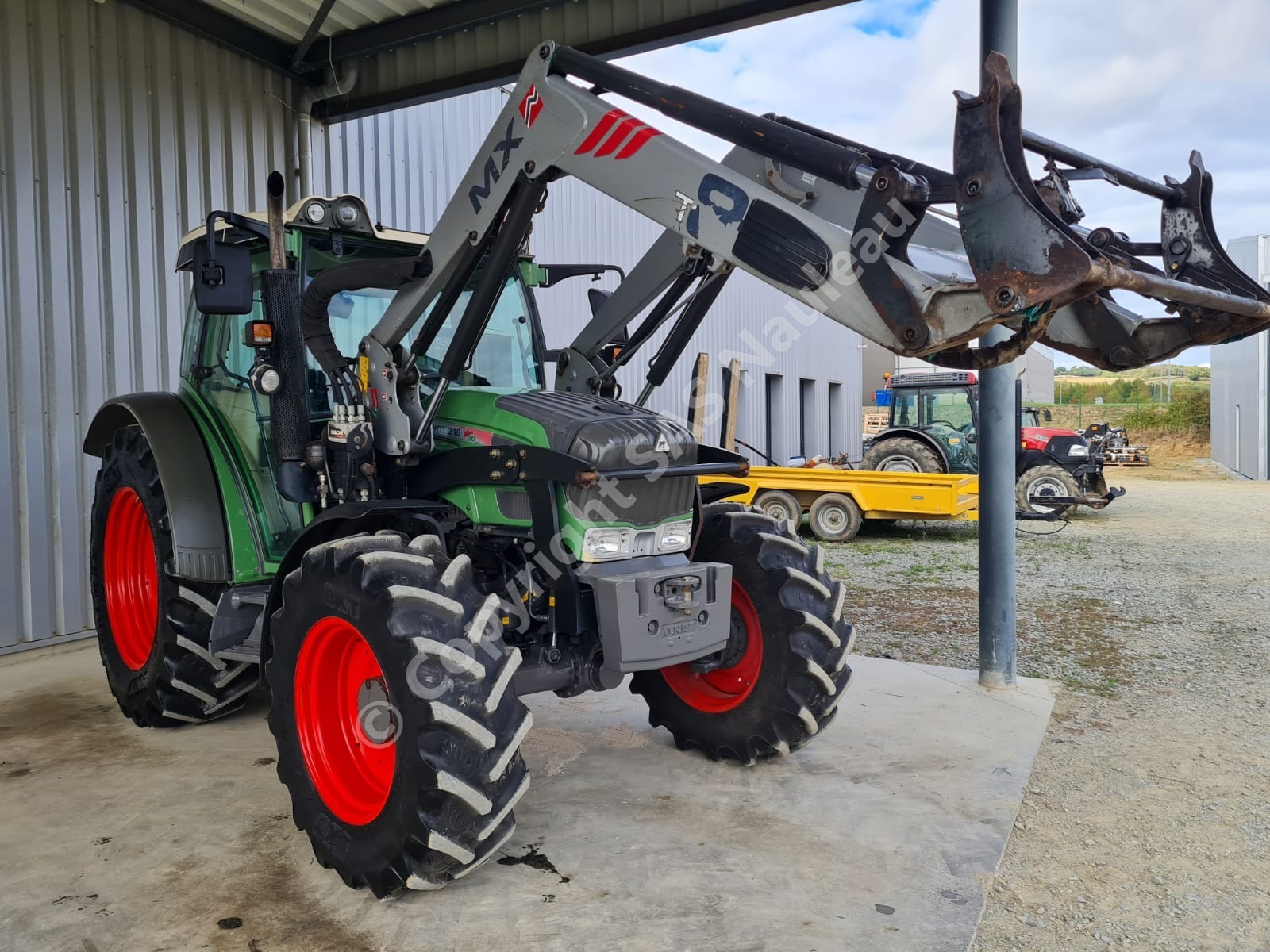 FENDT 210