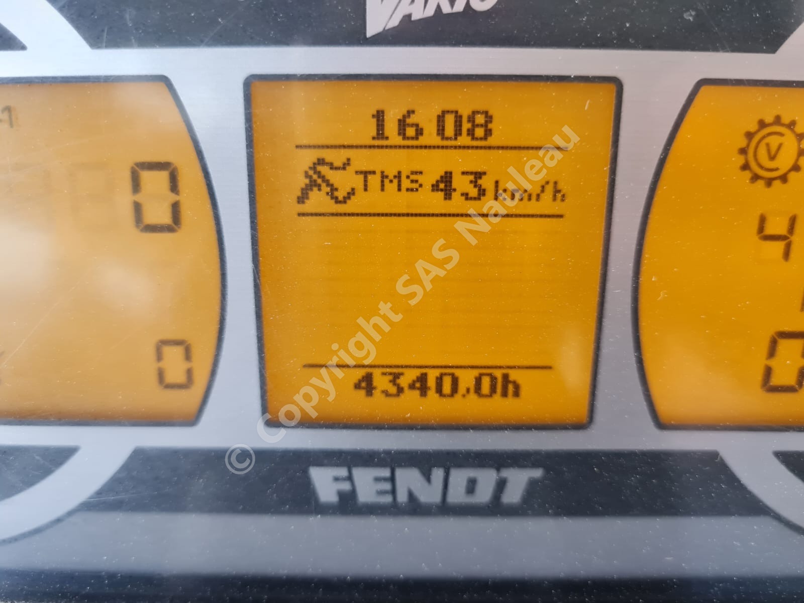FENDT 210