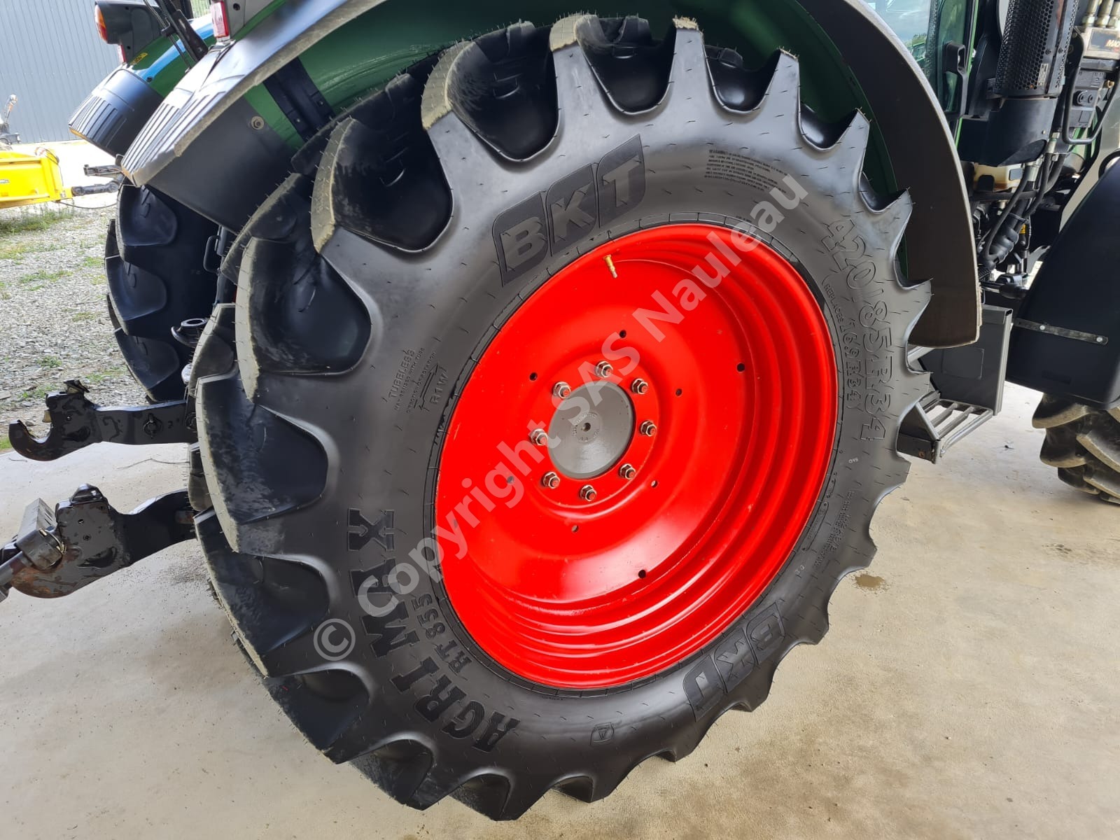 FENDT 210