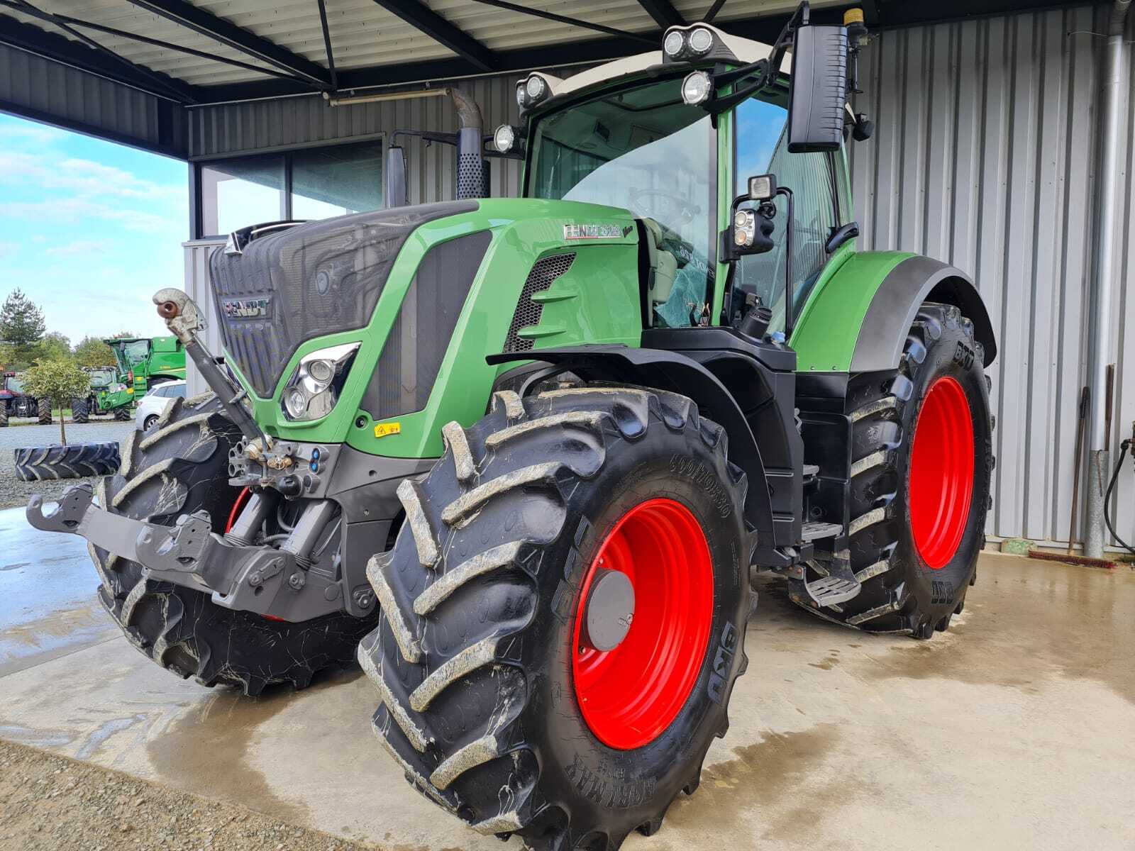 FENDT 828 PROFI +
