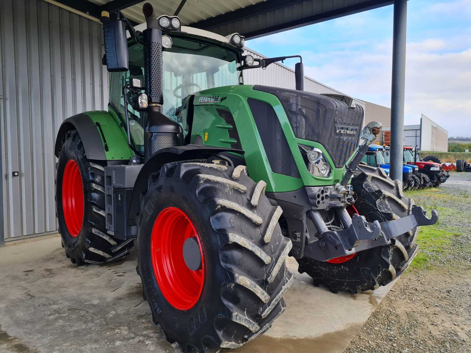 FENDT 828 PROFI +