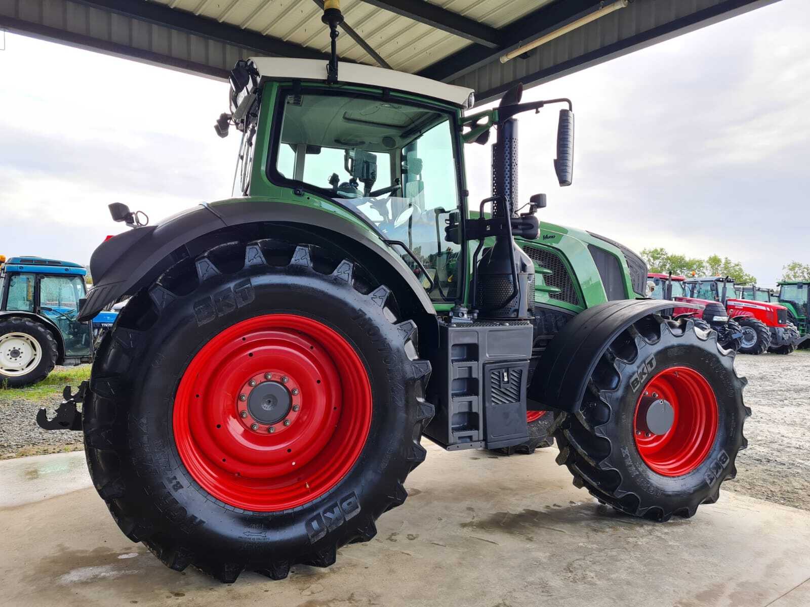 FENDT 828 PROFI +