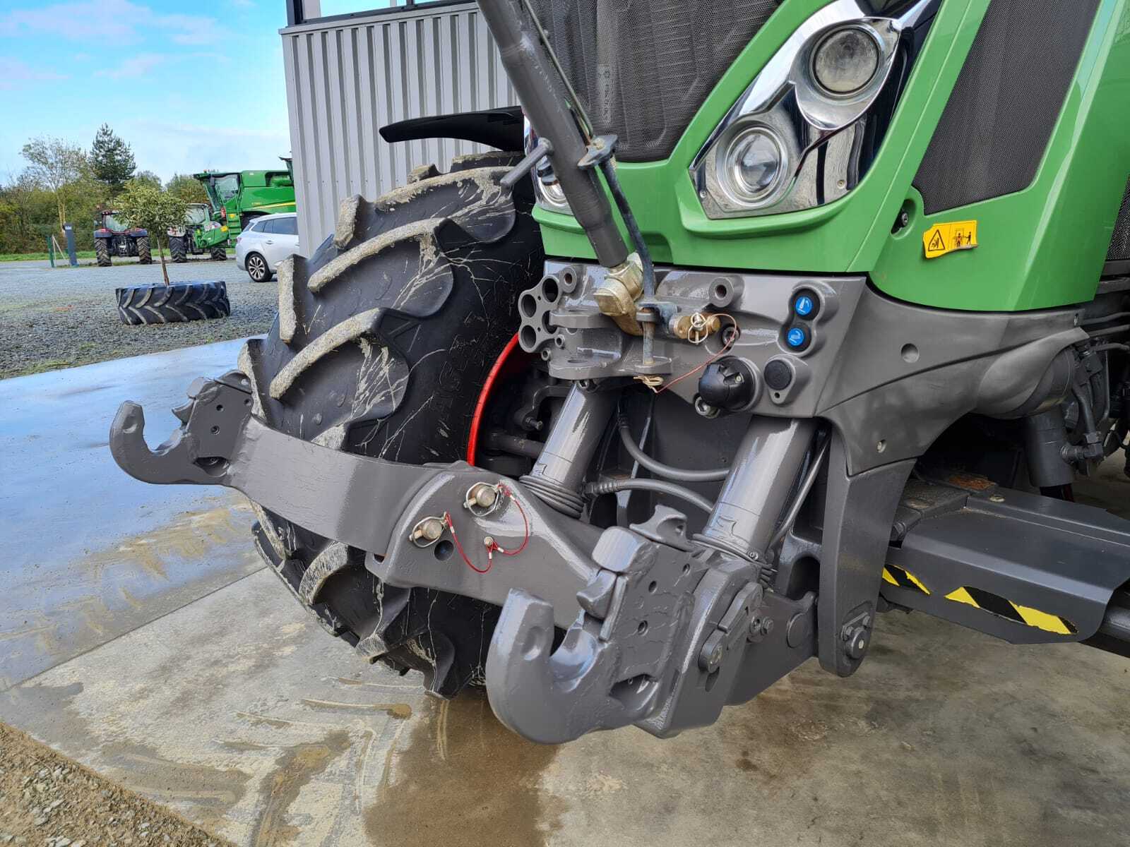 FENDT 828 PROFI +