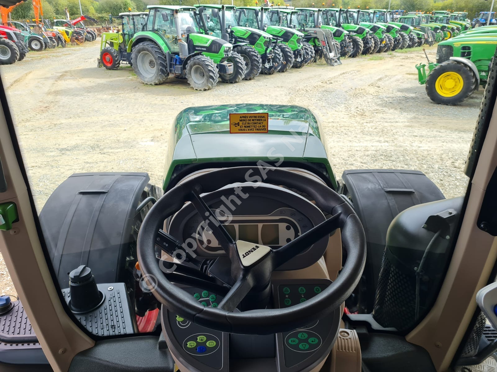FENDT 933 PROFI PLUS