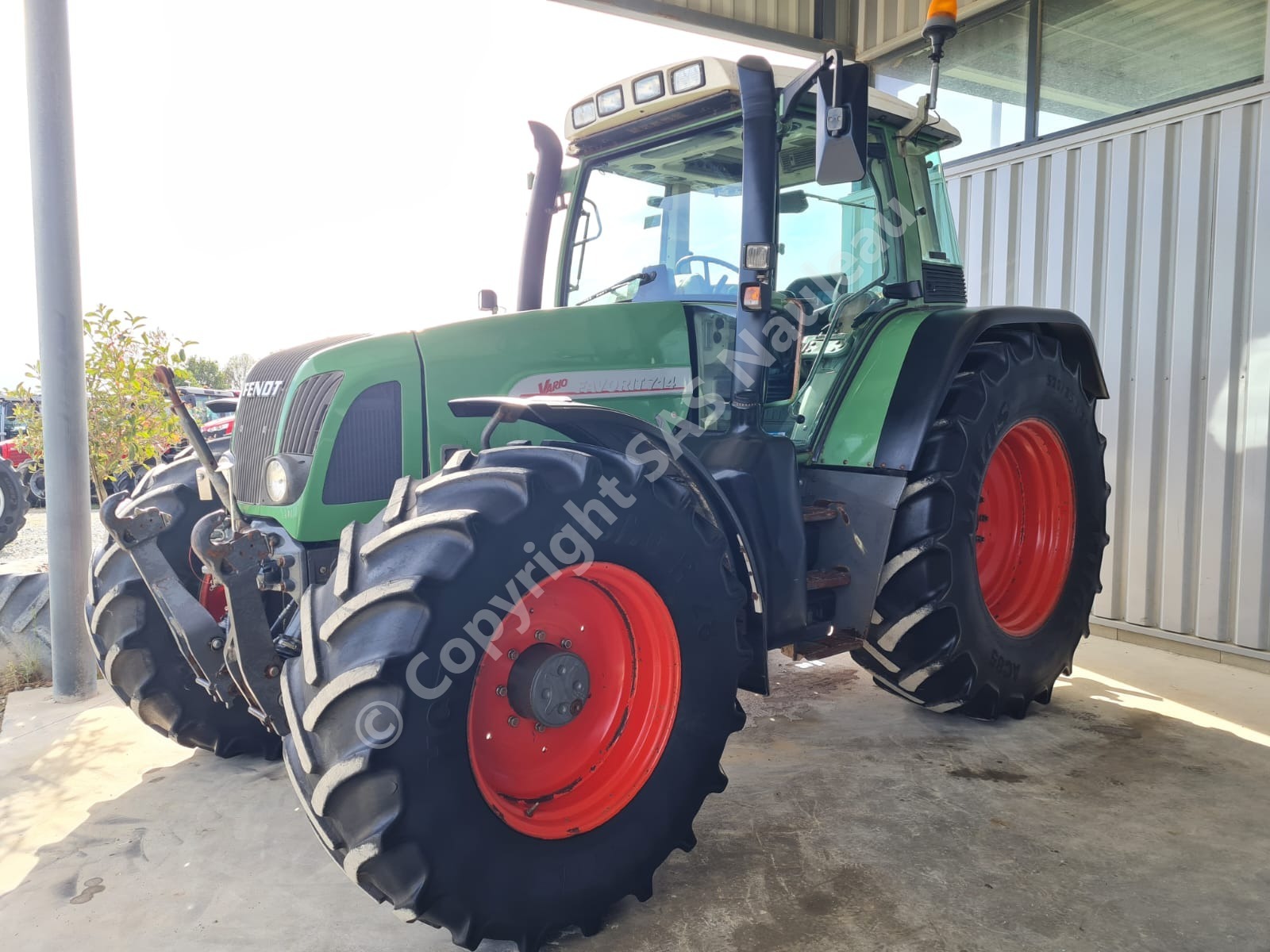FENDT FAVORIT 714 VARIO