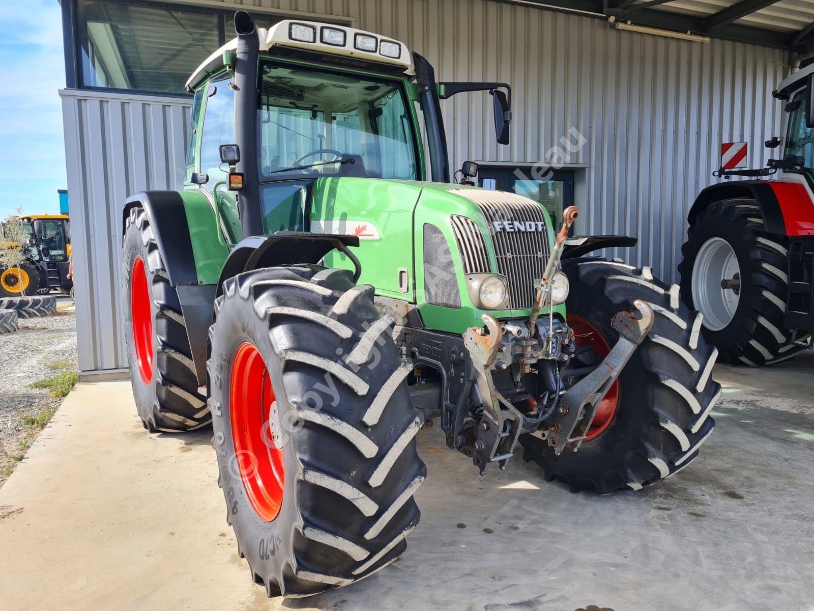 FENDT FAVORIT 714 VARIO