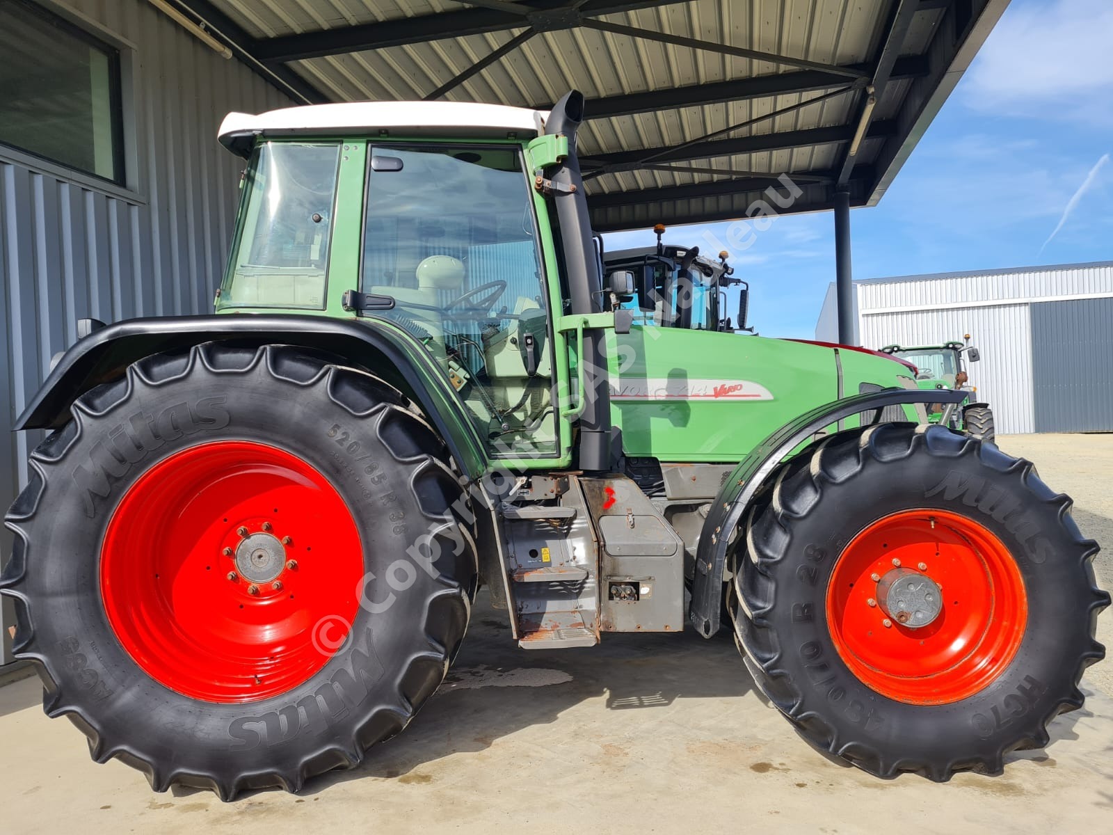 FENDT FAVORIT 714 VARIO