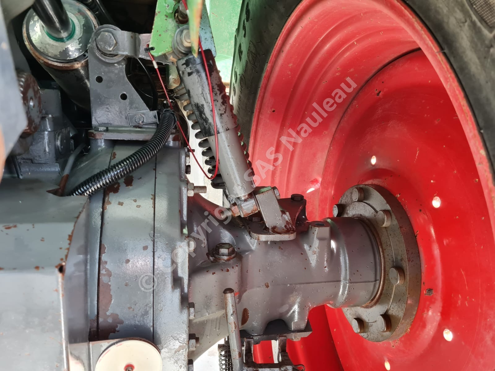 FENDT FAVORIT 714 VARIO