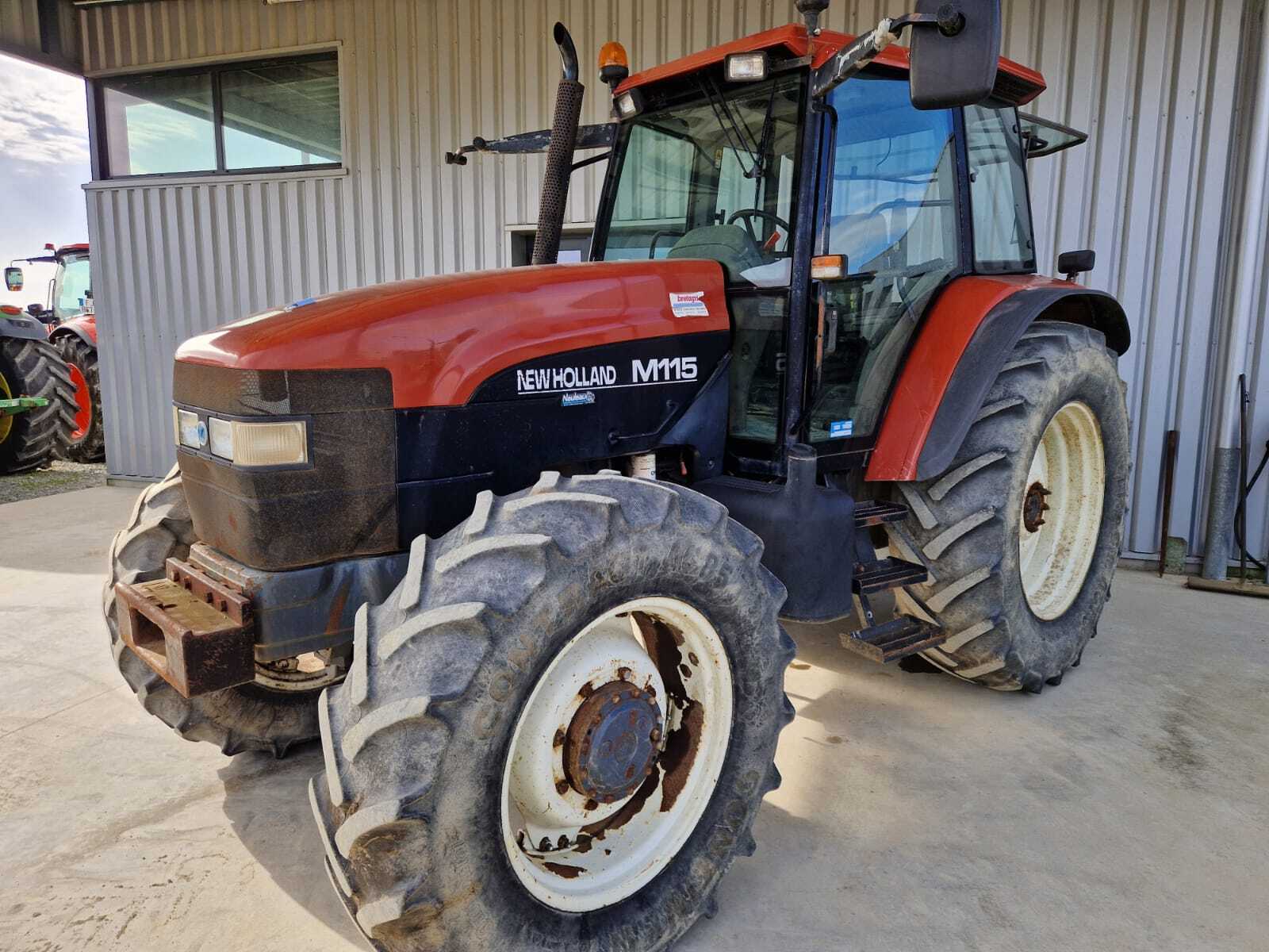 NEW HOLLAND M115 RC