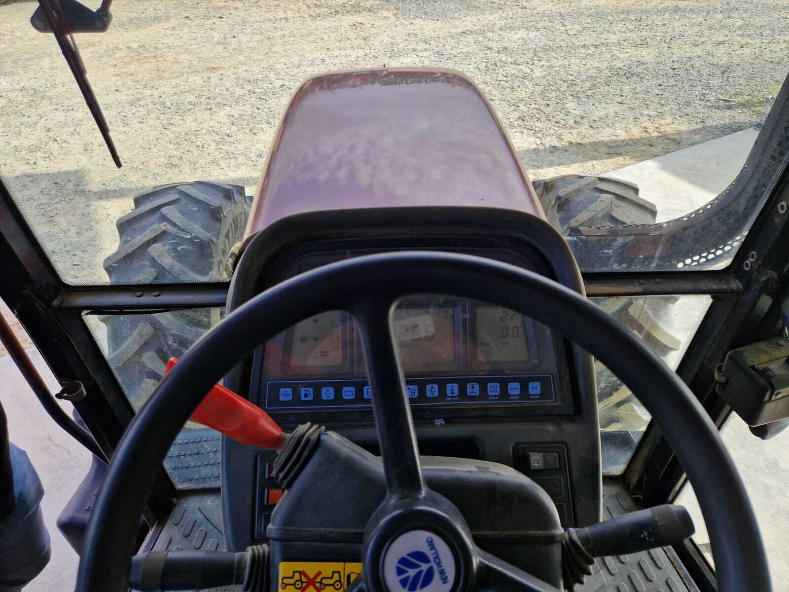 NEW HOLLAND M115 RC
