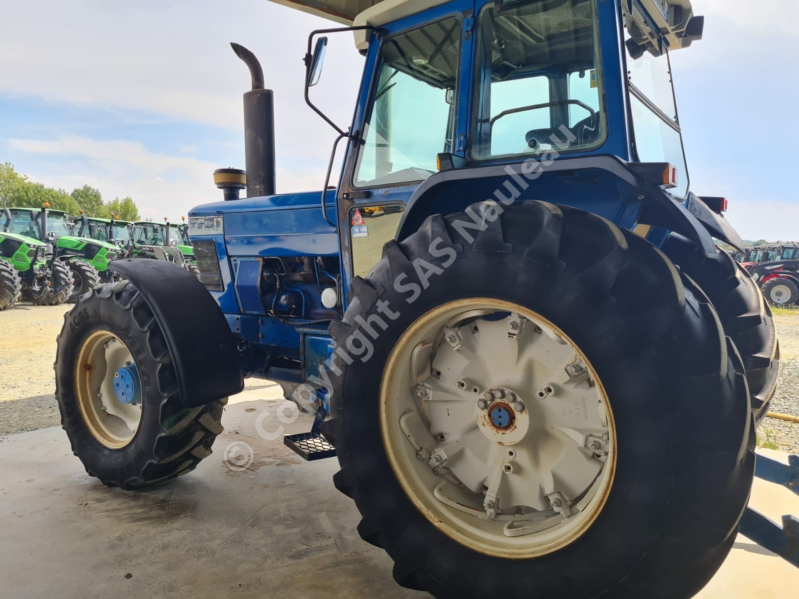 FORD 8630