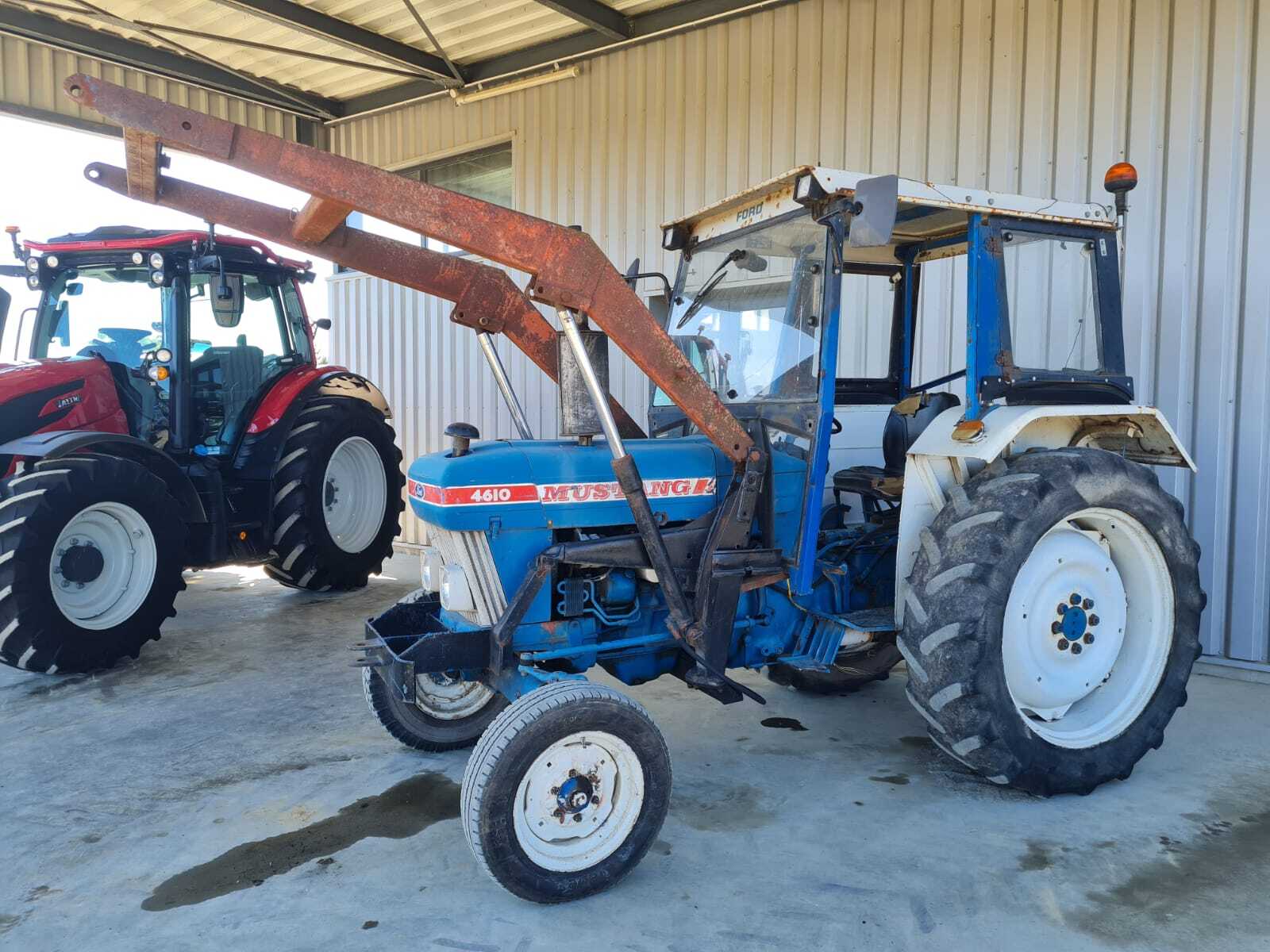 FORD 4610