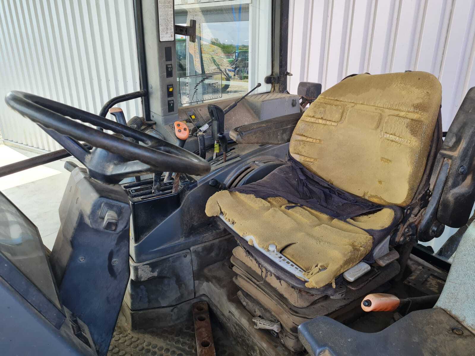 NEW HOLLAND 7740 SLE