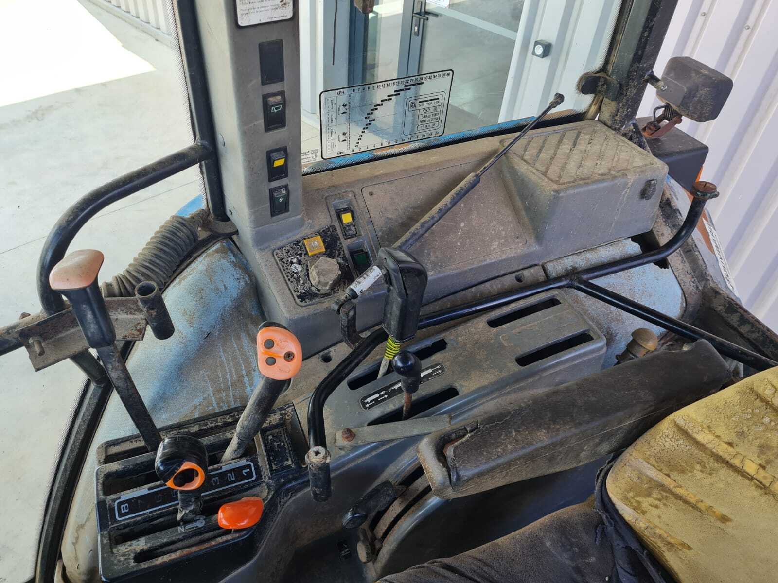 NEW HOLLAND 7740 SLE