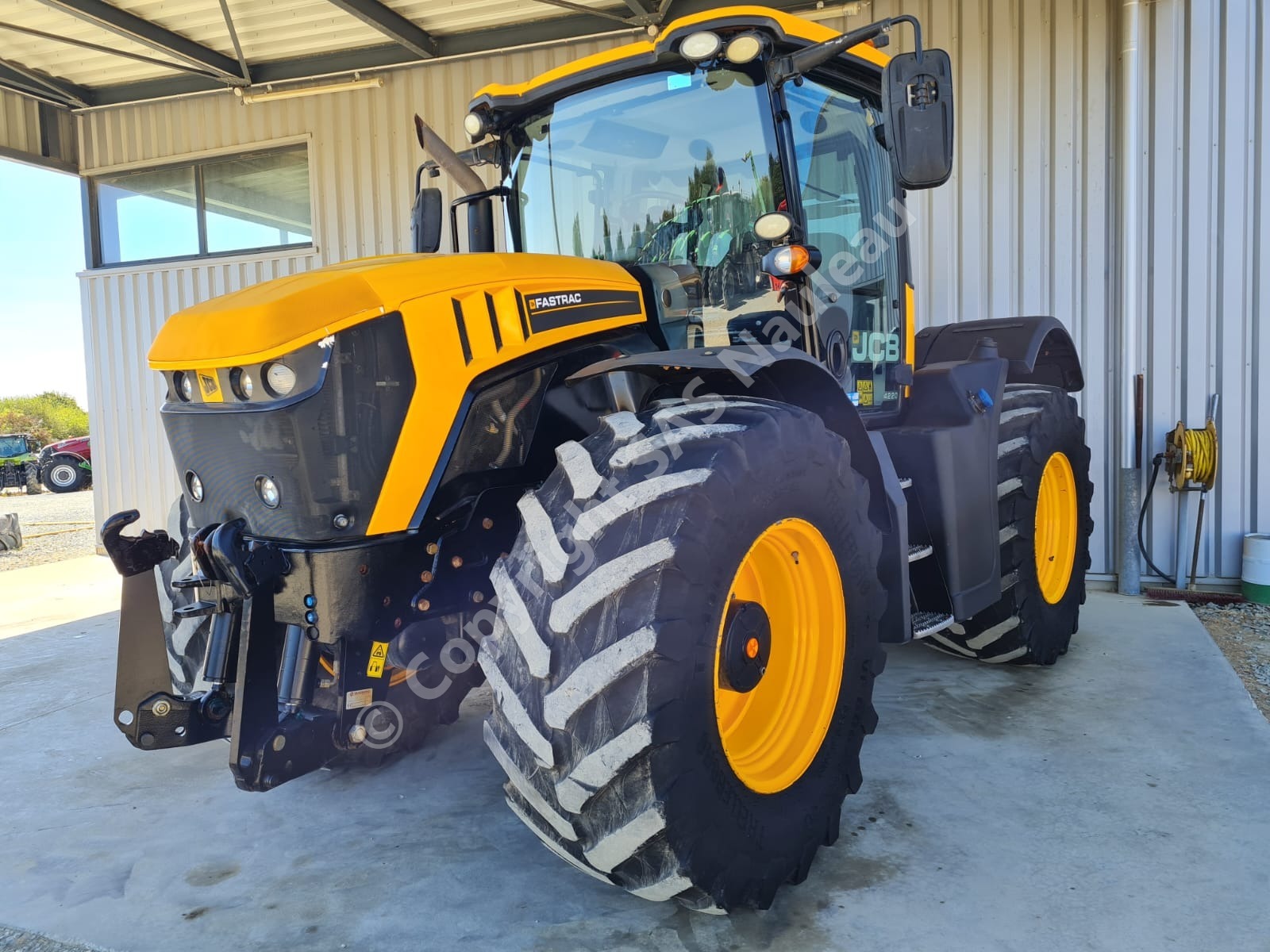 JCB FASTRAC 4220