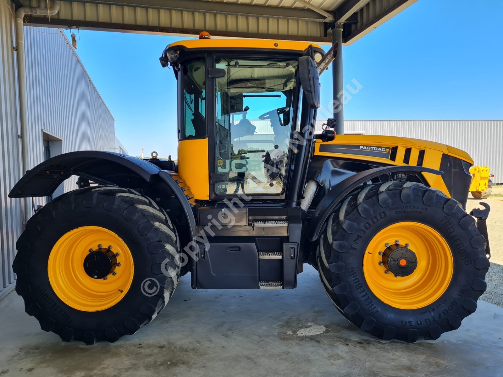 JCB FASTRAC 4220