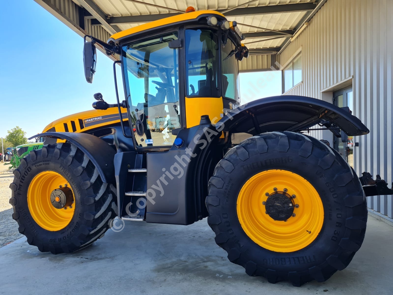 JCB FASTRAC 4220