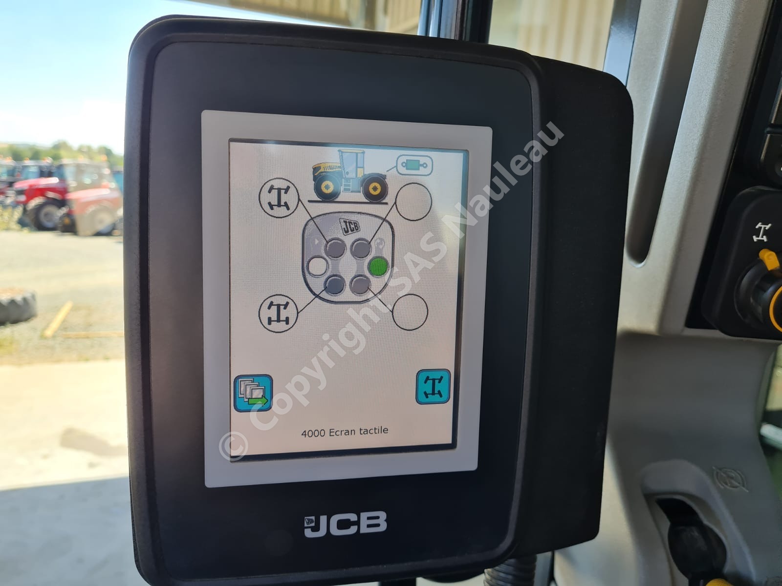 JCB FASTRAC 4220