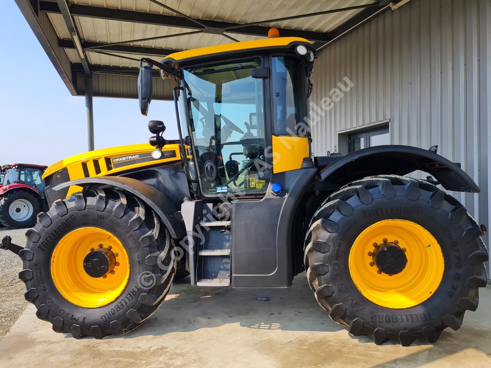 JCB FASTRAC 4220