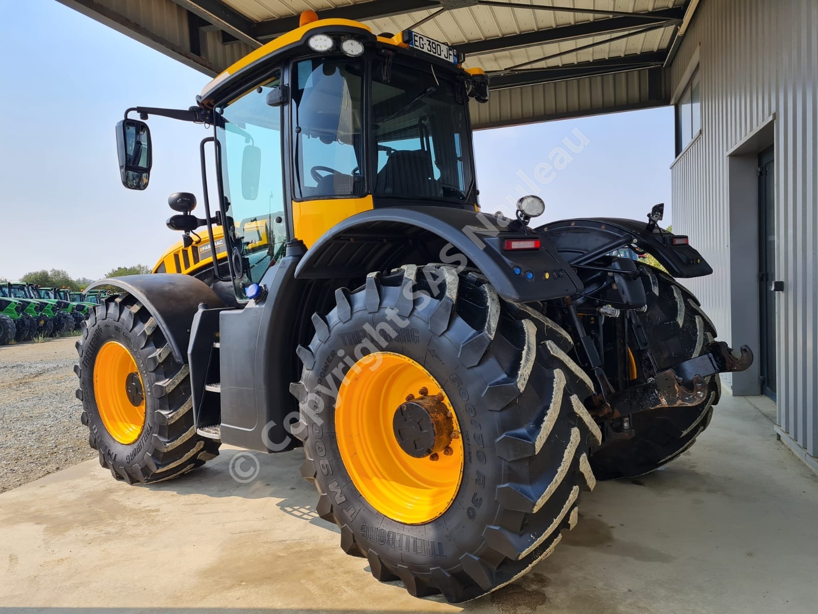 JCB FASTRAC 4220