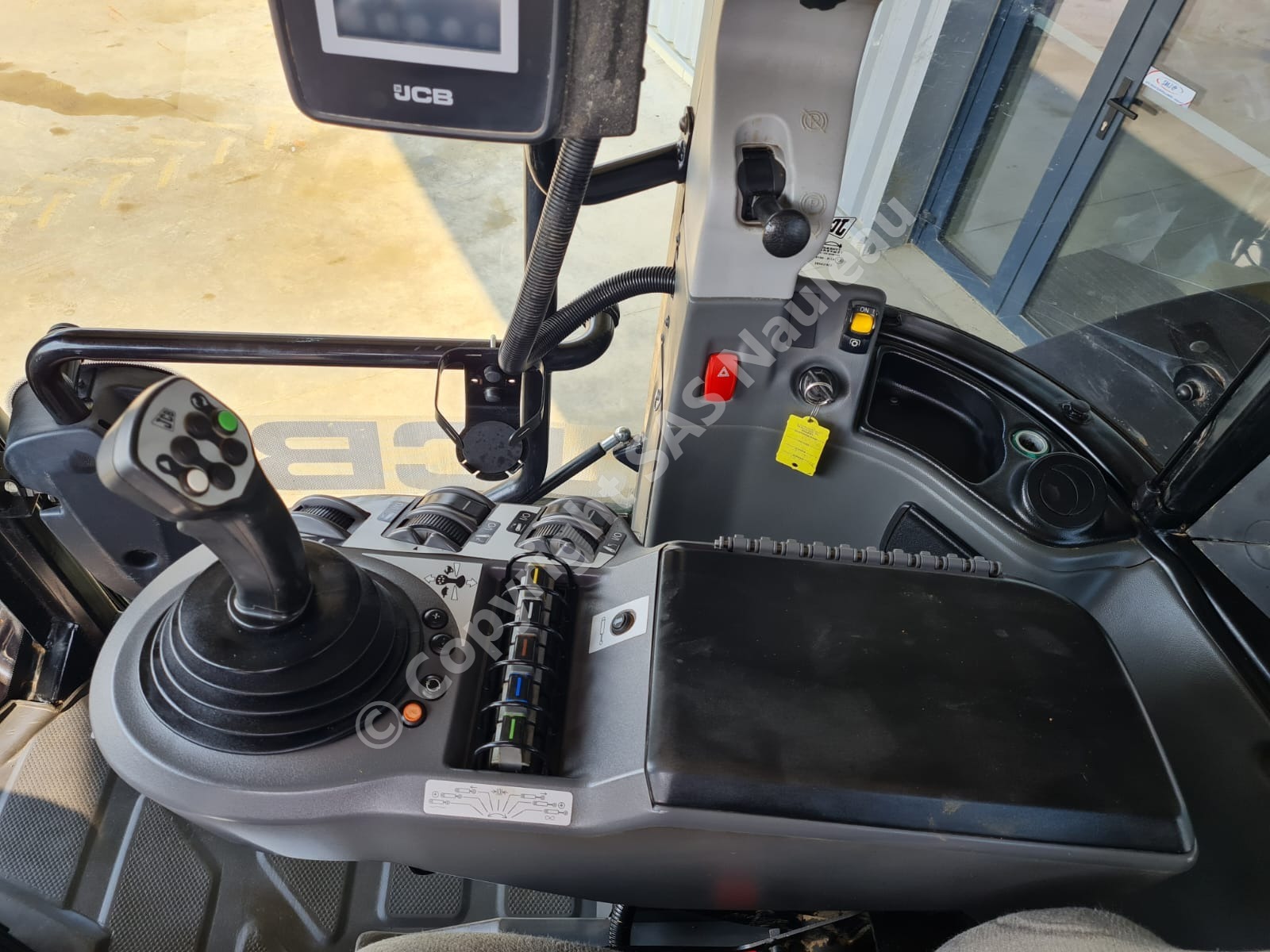 JCB FASTRAC 4220