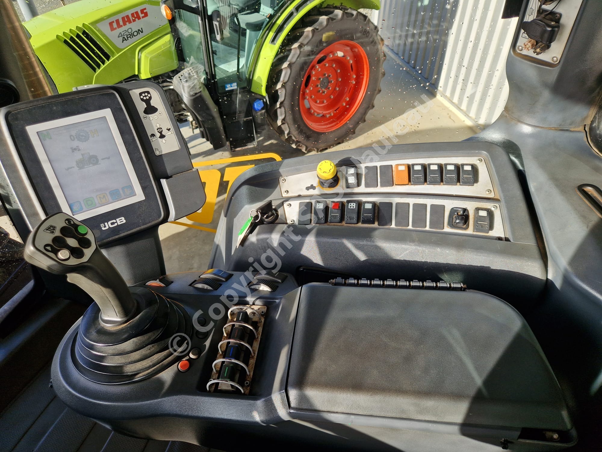 JCB FASTRAC 8250