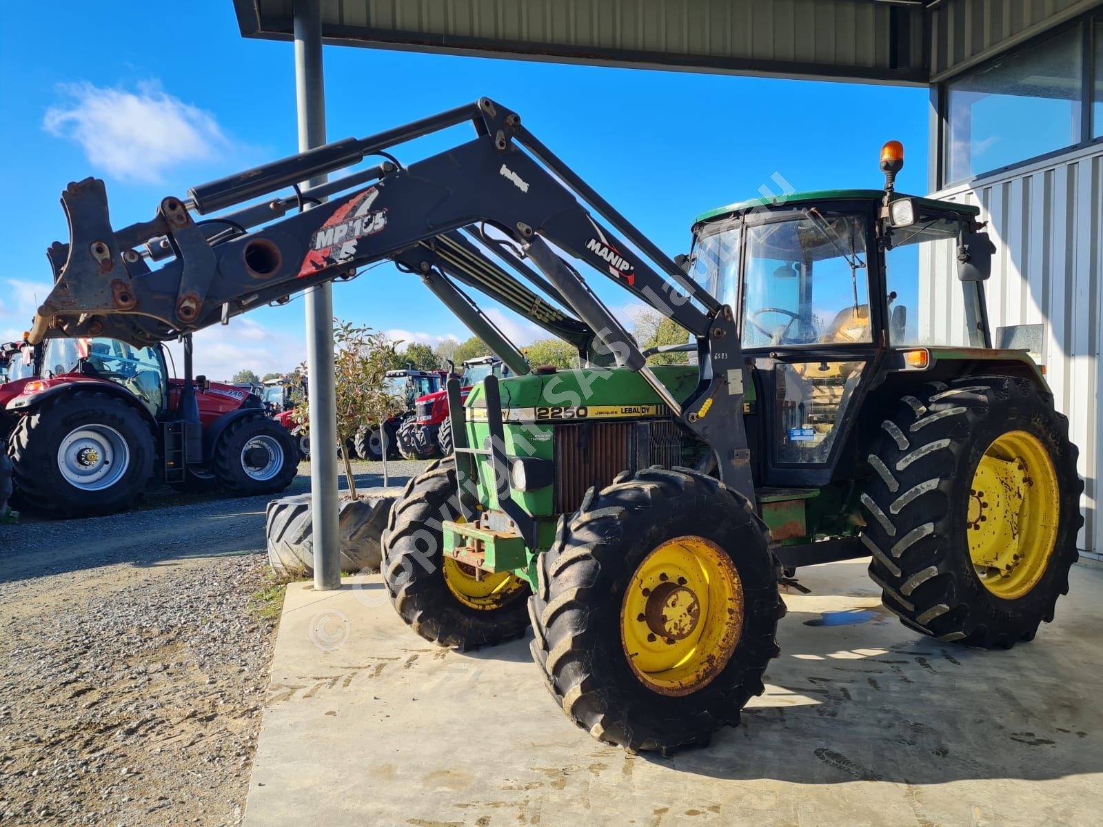 JOHN DEERE 2250