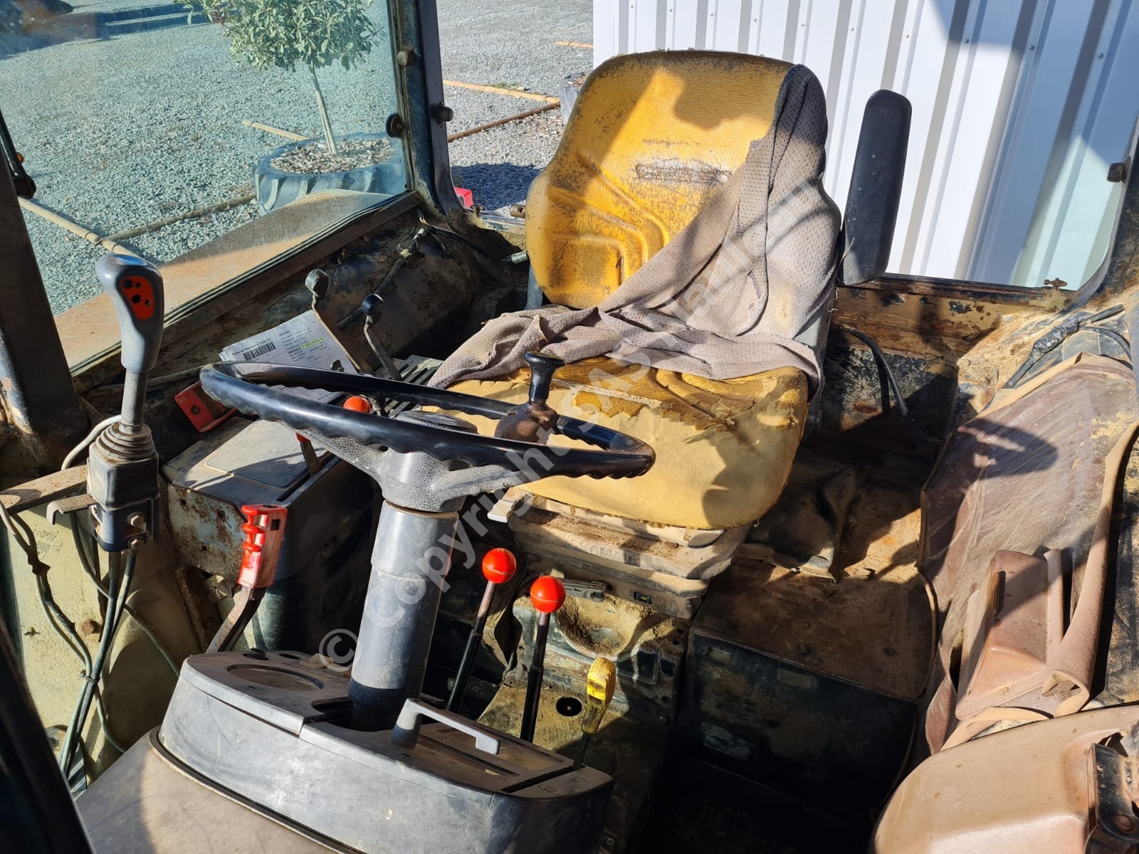 JOHN DEERE 2250