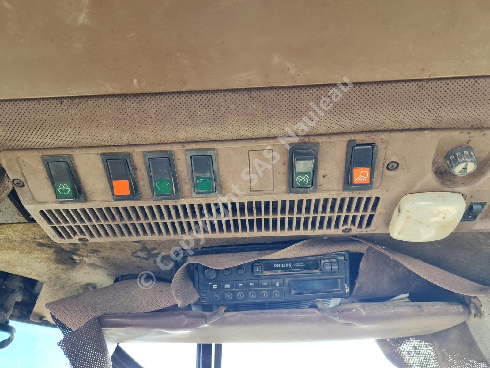 JOHN DEERE 2250