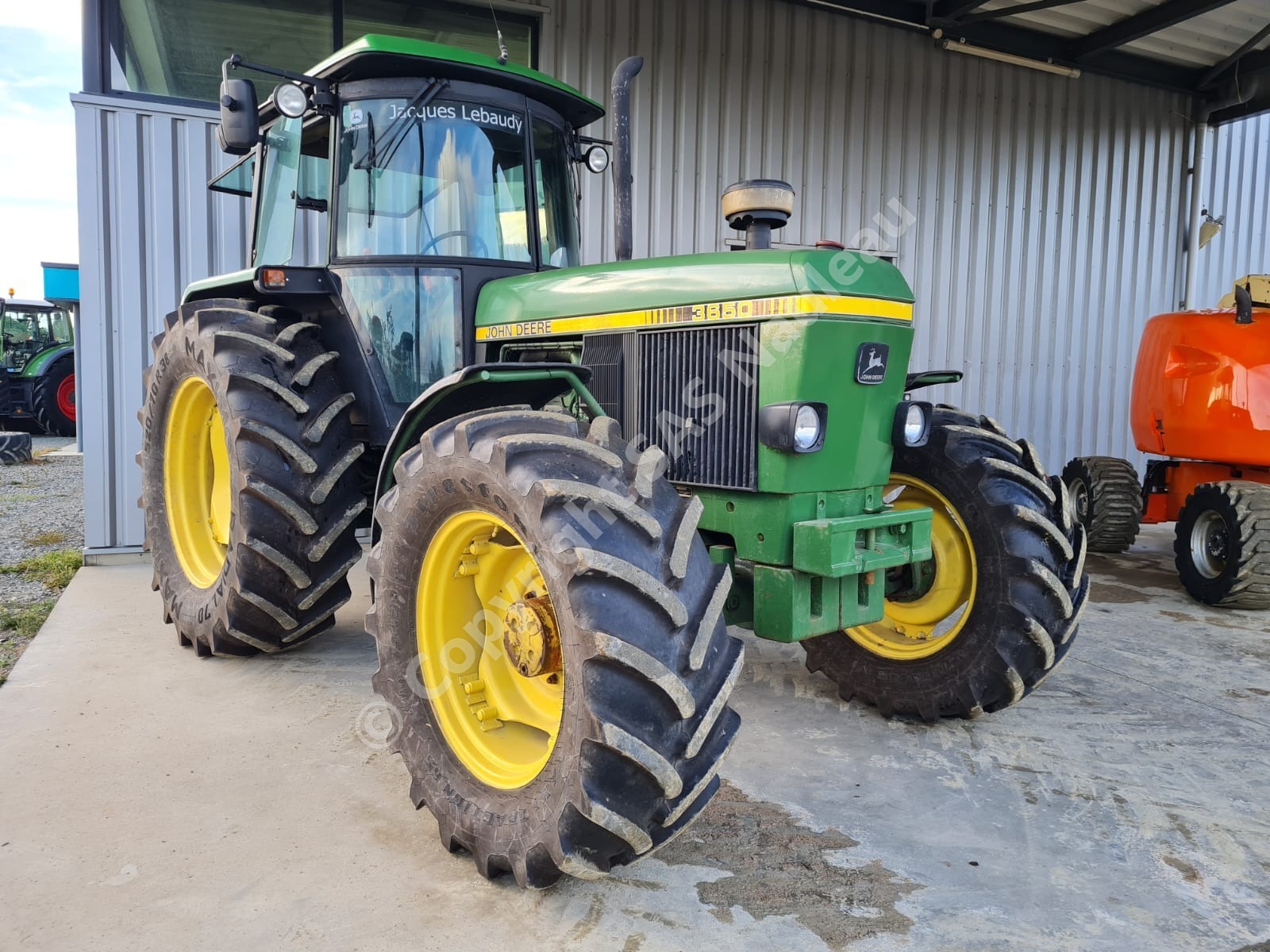 JOHN DEERE 3650