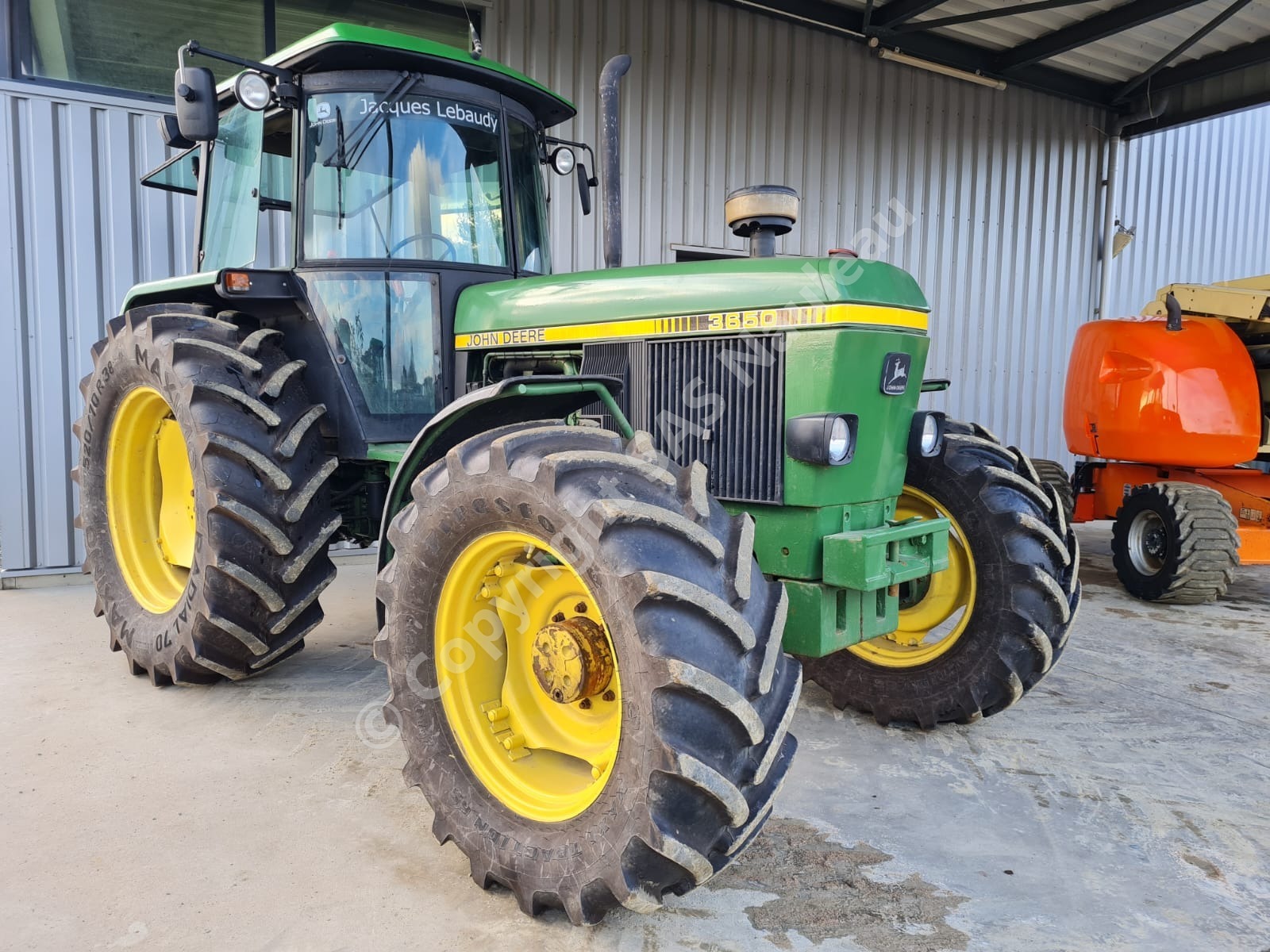 JOHN DEERE 3650