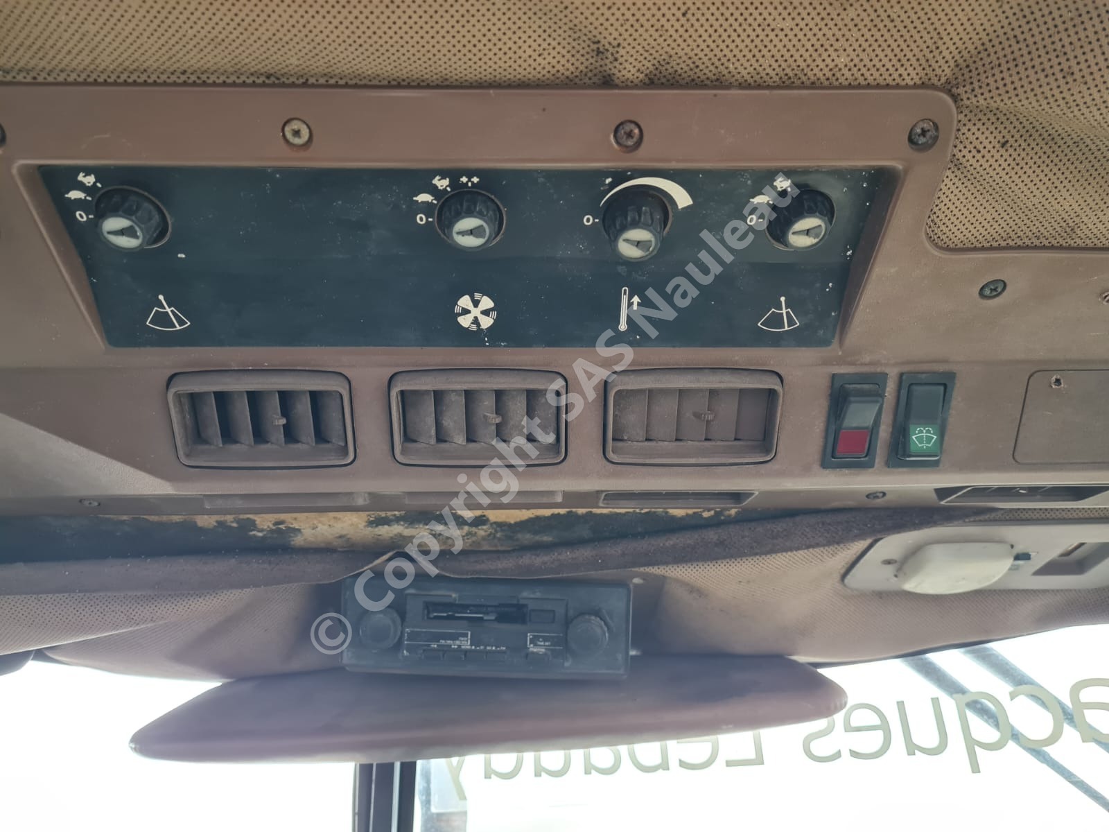 JOHN DEERE 3650