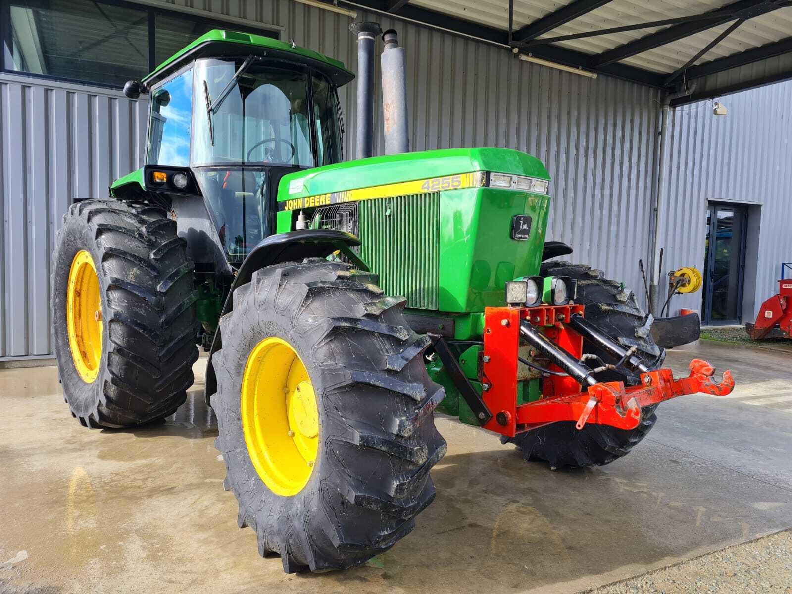 JOHN DEERE 4255