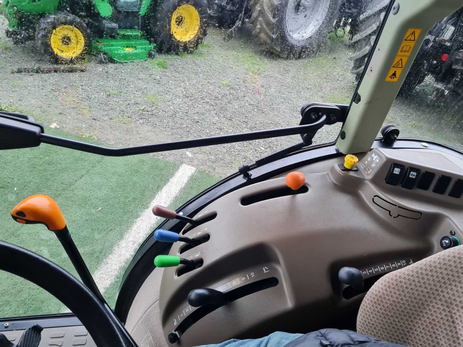 JOHN DEERE 5085 GN
