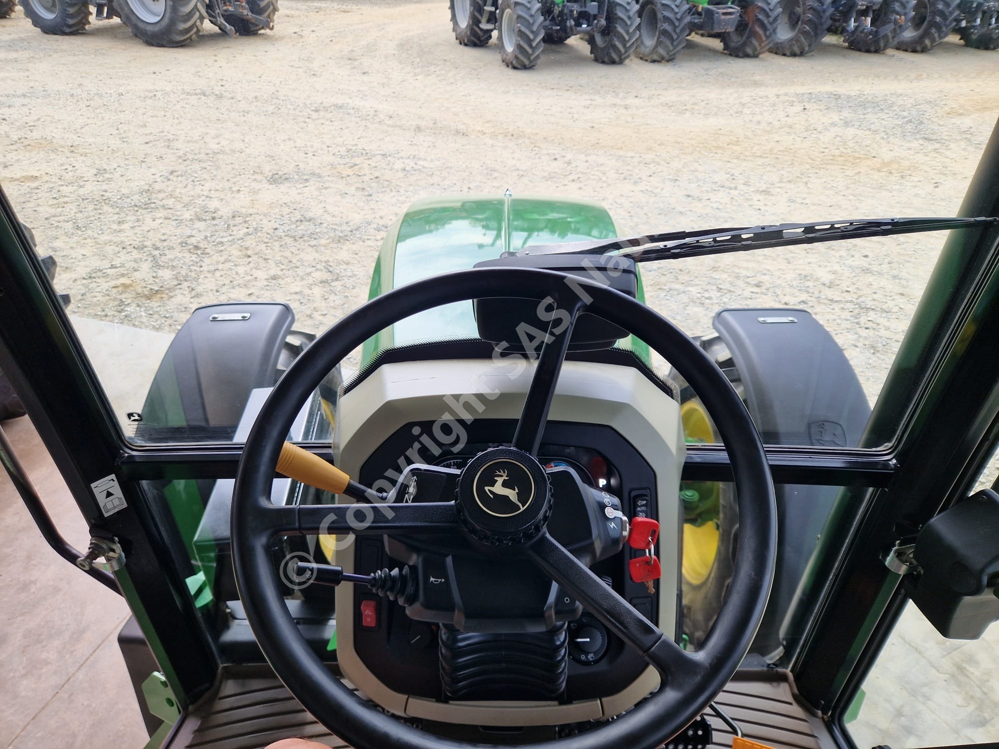 JOHN DERRE 5090M