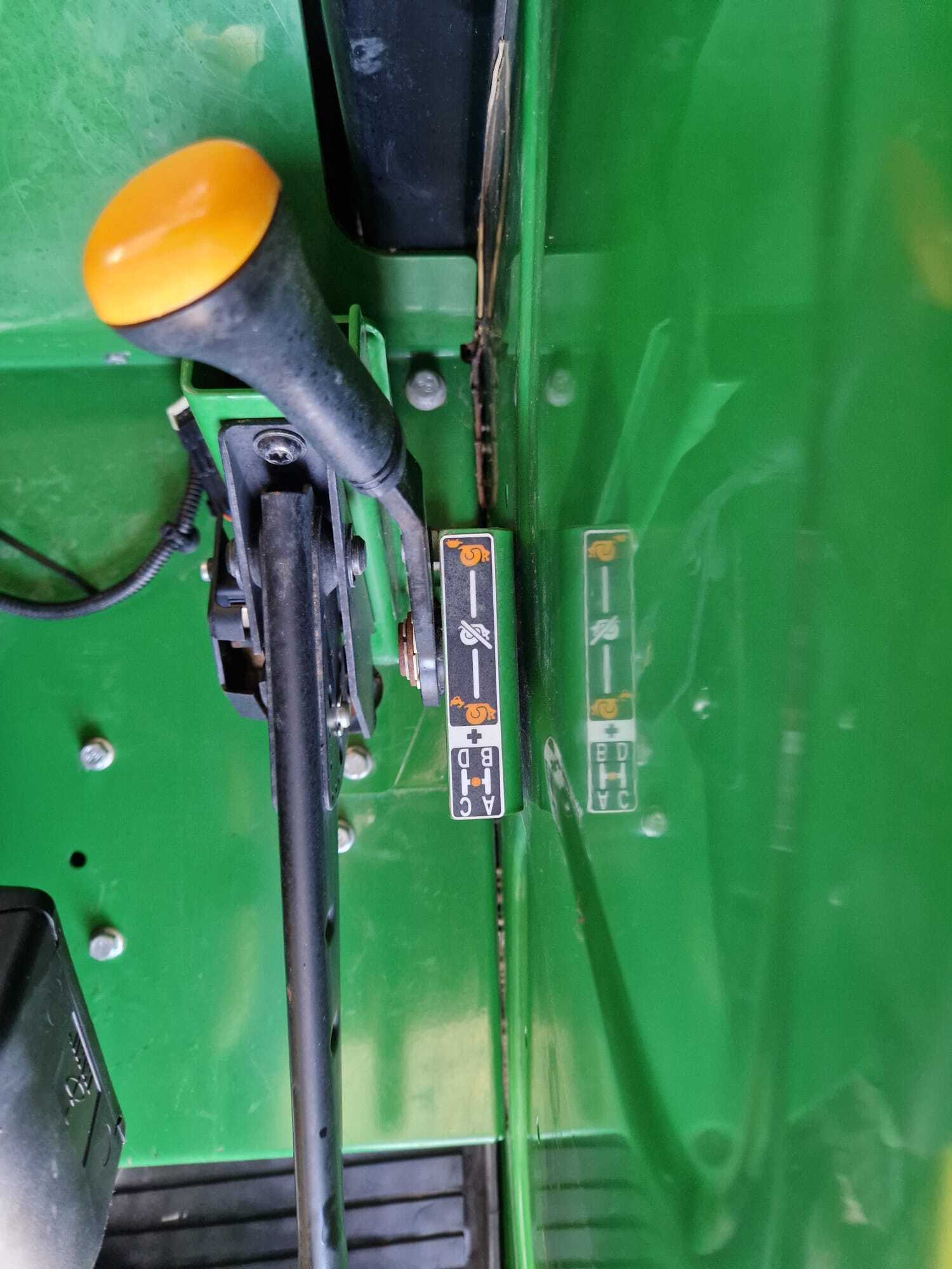 JOHN DEERE 5090M AUTOTRAC