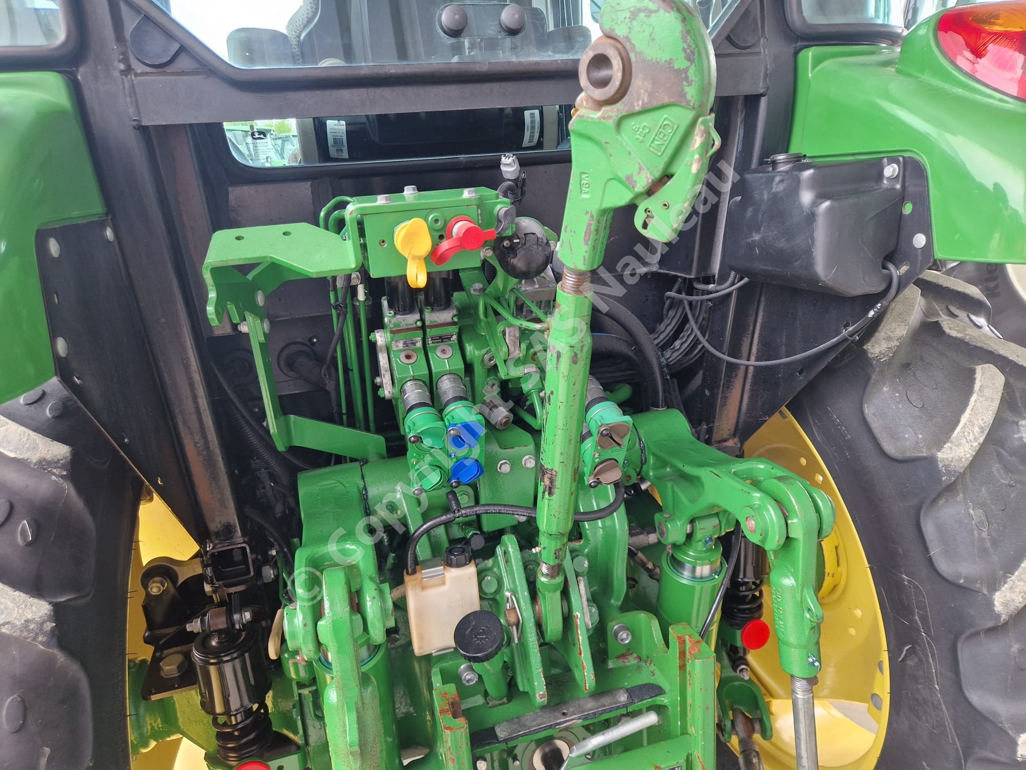 JOHN DEERE 5100R